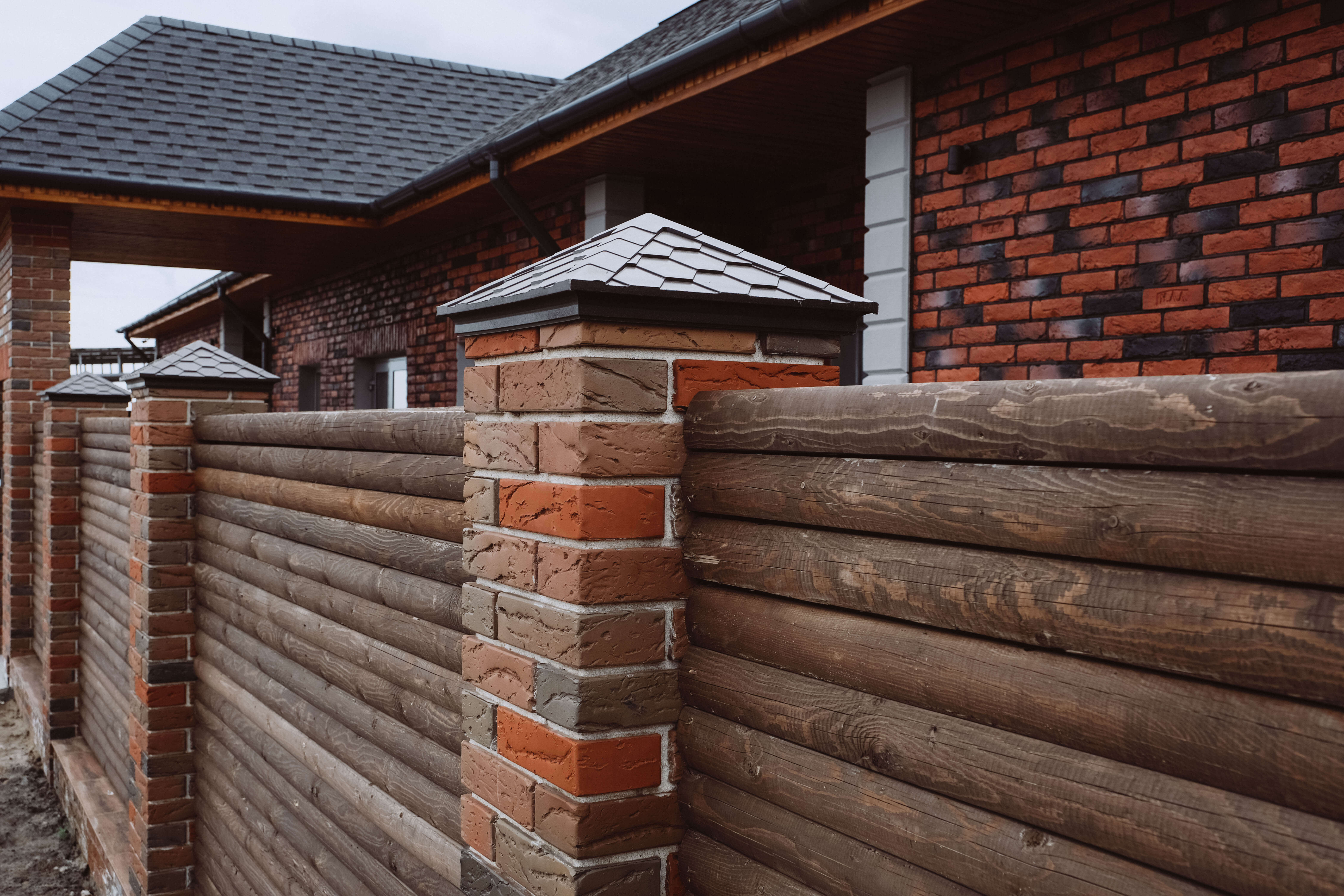 Колпак Zking Эверест Коричневый на столб 1.5х1.5 кирпича (390х390мм) в Архангельске фото